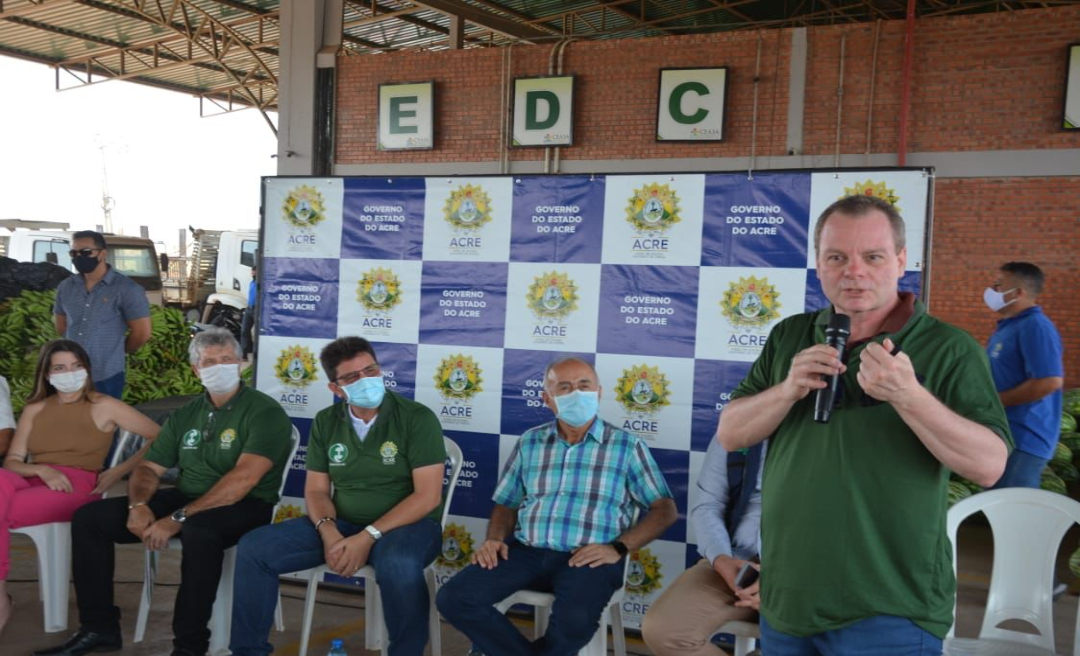 Pedro Longo participa de solenidade que marca início da revitalização da Emater no Acre